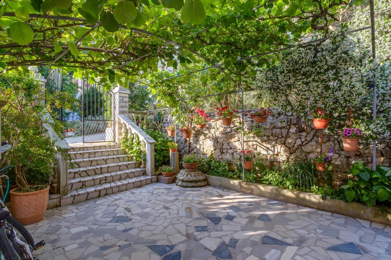 Apartments Beba Mali Lošinj Εξωτερικό φωτογραφία